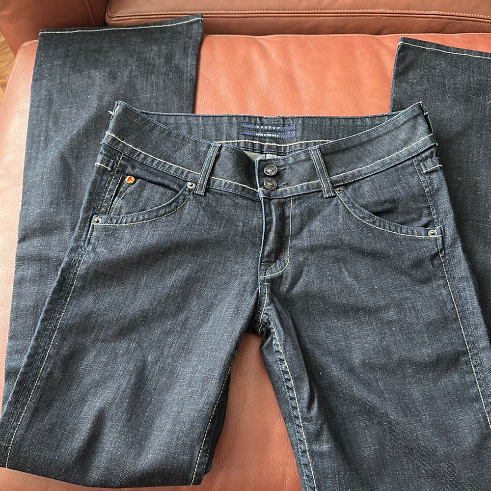 Hudson boot leg jeans. Size 29. Extra dark wash. Excellent condition.